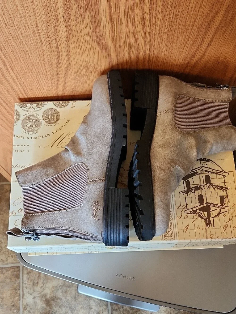 Blowfish Stone/Taupe  Chelsea Ankle Boots